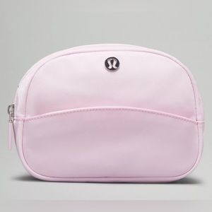 LuluLemon Go Getter Pouch *MINI*
Meadowsweet Pink